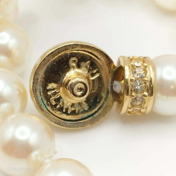 Rau Klikit Faux Pearl Knotted String Necklace Magnetic Closure - Picture 4 of 8